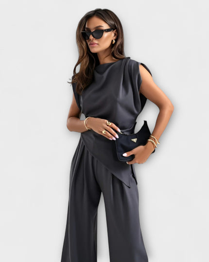 Zita - Asymmetrisches Ensemble mit Drapierten
