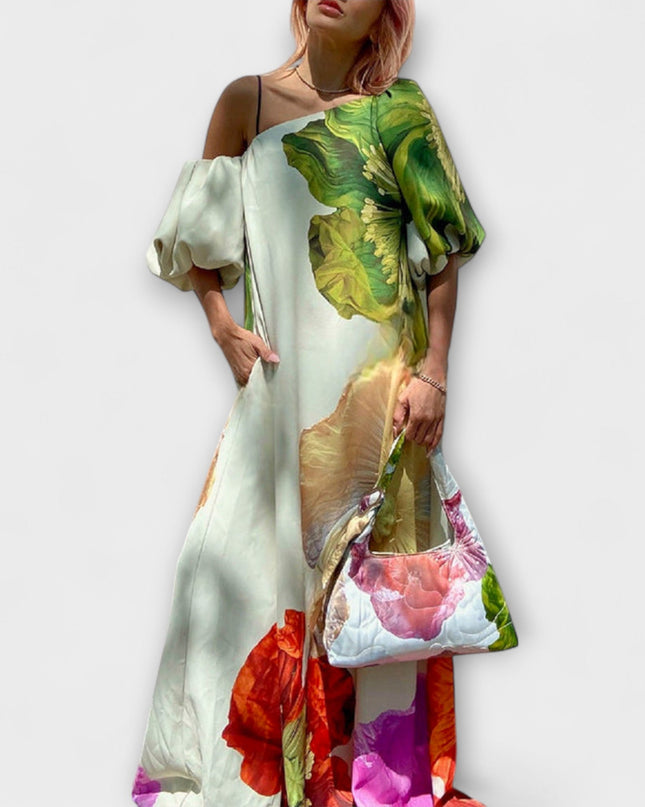 Sabina - Maxikleid mit Blumendruck, schrägem Kragen und Puffärmeln