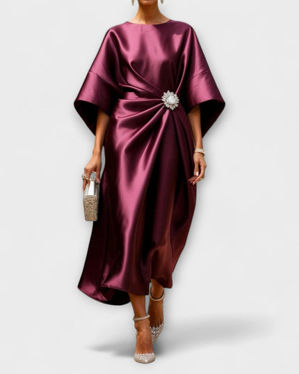 Oda - Luxe Shimmer Satin Langkleid