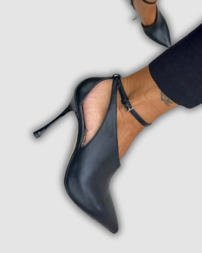 Ayla - Spitz-Pumps mit Riemchen