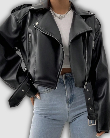 Elowyn - Elegante und kraftvolle Jacke