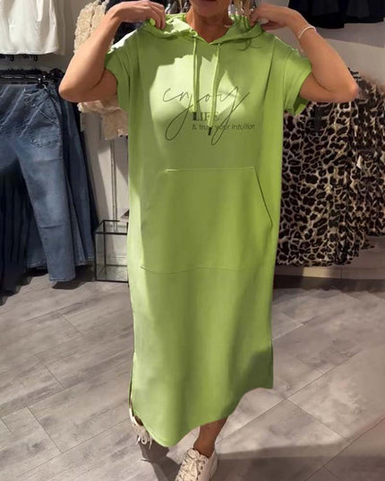 Lilliana - Freizeitkleid mit Kapuze und femininer Passform