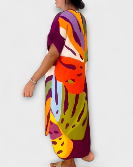 Carola - Lässiges Kleid mit Bunter Blätterdruck