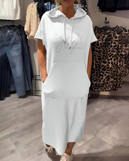 Lilliana - Freizeitkleid mit Kapuze und femininer Passform