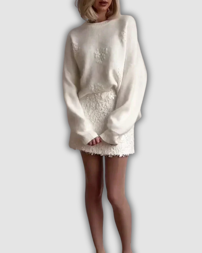 Undine - Bestickter Blumen Pullover