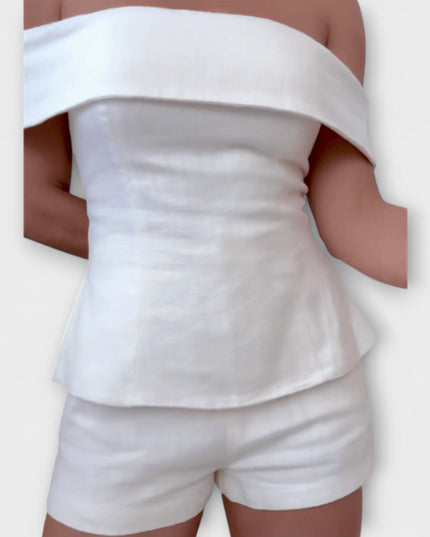 Fredrika – Weißes Freizeit-Ensemble mit Eleganz-Twist