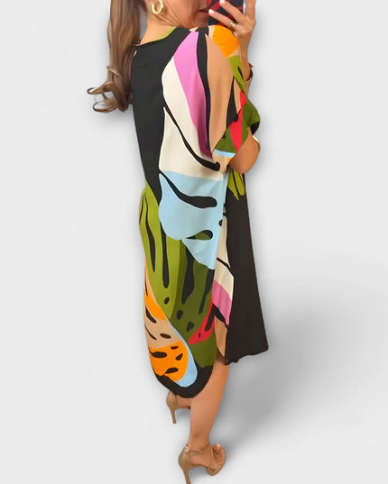 Carola - Lässiges Kleid mit Bunter Blätterdruck