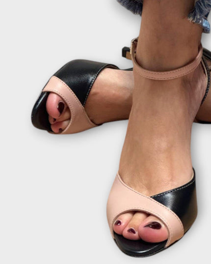 Noirella – Zweifarbige Eleganz in Rosa