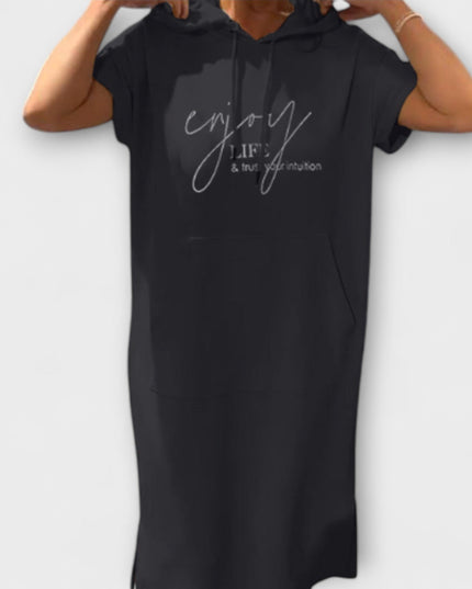 Jule - Entspanntes Kapuzenkleid
