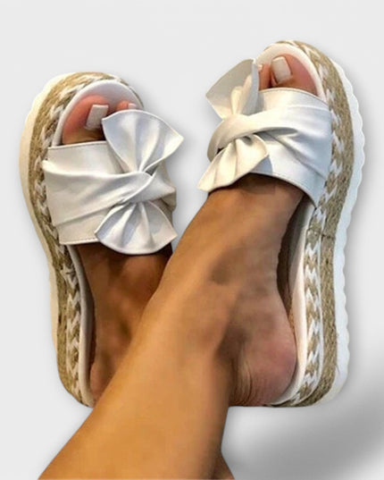 Franka - Orthopädische Sandalen mit Fliege