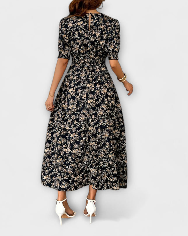 Käthe - Kleid mit Rundhalsausschnitt und Blumenmuster