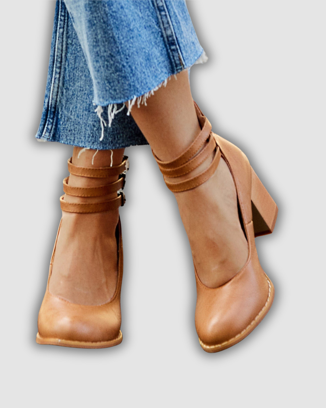 Friderun - Absatzschuhe mit drei Schnallen
