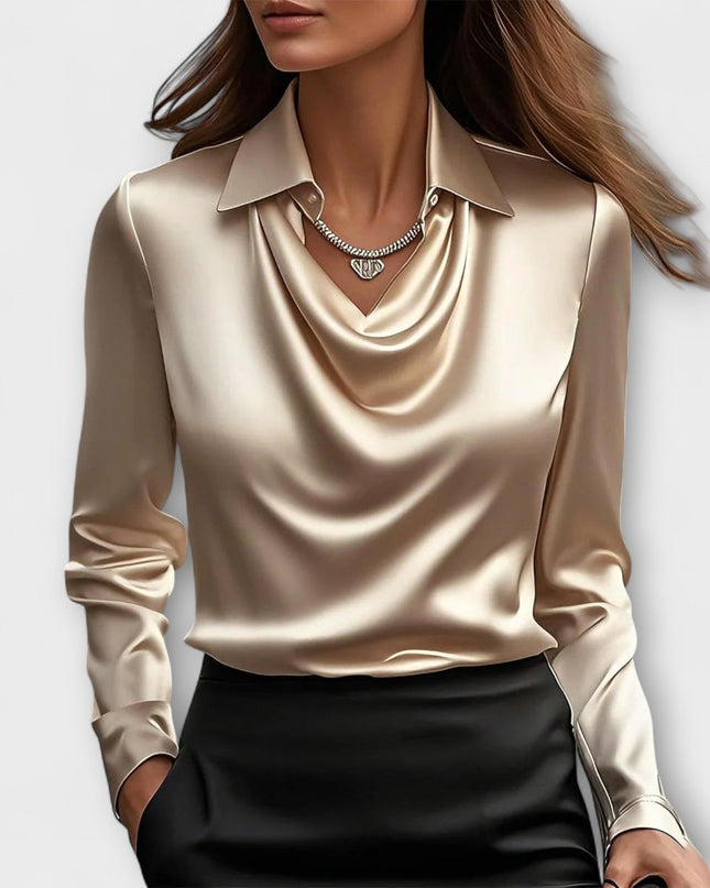 Martha - Glänzende Bluse mit gerafftem Kragen