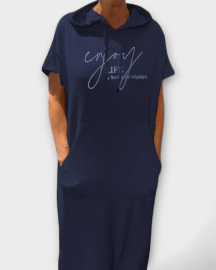 Jule - Entspanntes Kapuzenkleid