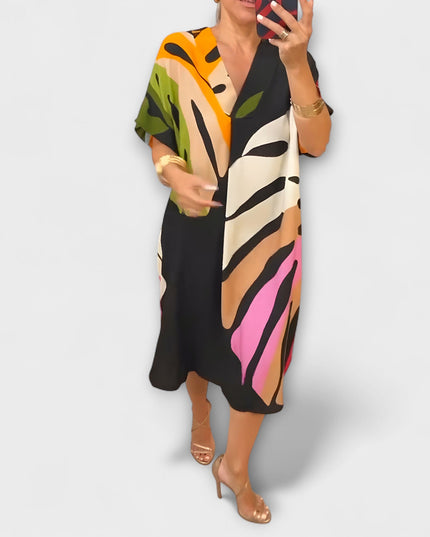Carola - Lässiges Kleid mit Bunter Blätterdruck