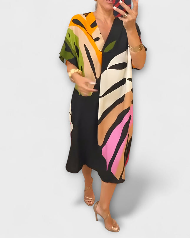 Carola - Lässiges Kleid mit Bunter Blätterdruck