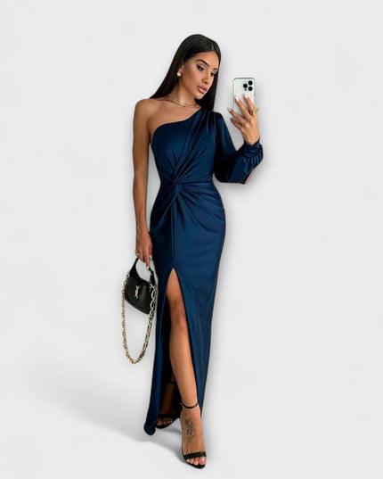 Gisela - Elegantes Kleid mit Raffinesse