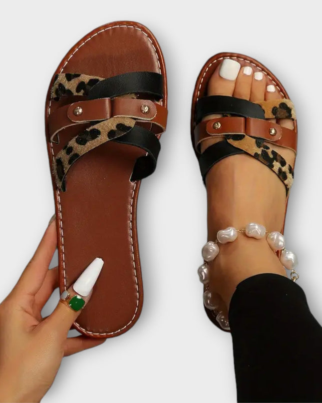 Barbara - Leopard Kreuzriemen Sandalen