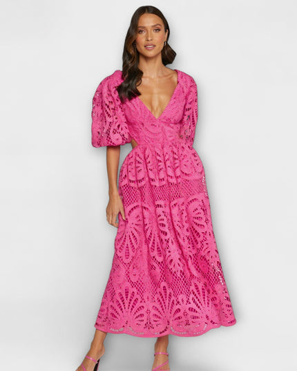 Fenja - Elegantes Kleid mit zarten Details