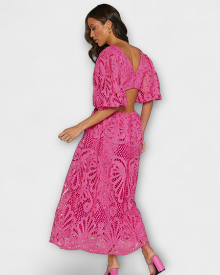 Fenja - Elegantes Kleid mit zarten Details