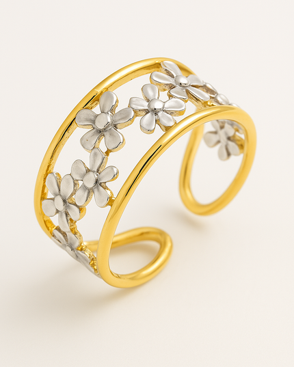 Ilse – Anmutiger, unregelmäßiger verstellbarer Ring mit hohler Margerite