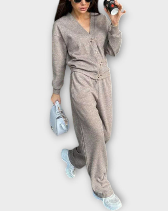Chantal – Cardigan & Hosen Set