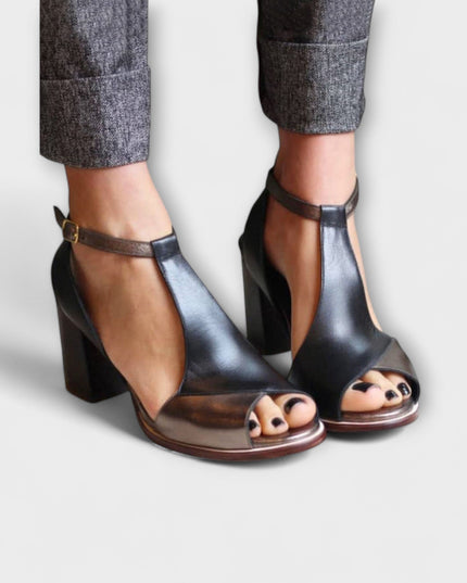 Nadaria – T-Strap Stil mit Komfort