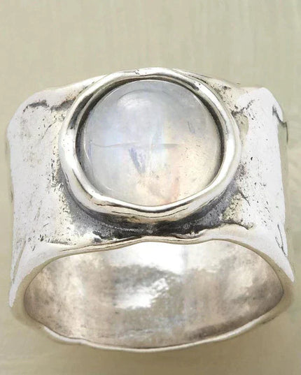 Ilse  - Luxuriöser Ring im Mondstein-Stil