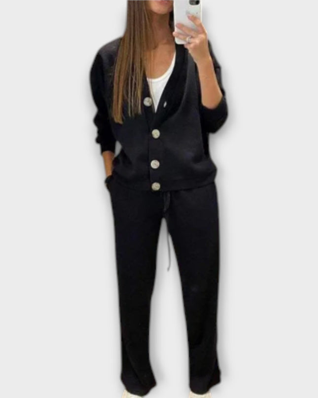 Chantal – Cardigan & Hosen Set
