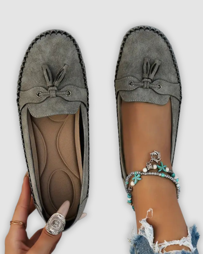 Sofia - Klassische Wildleder Loafer Mit Quastendetail