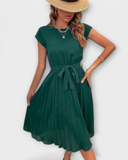 Erika - Kurzarm, gefältete, lässige Midikleid