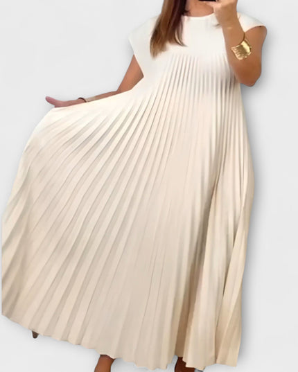 Isolde – Elegantes Plisseekleid