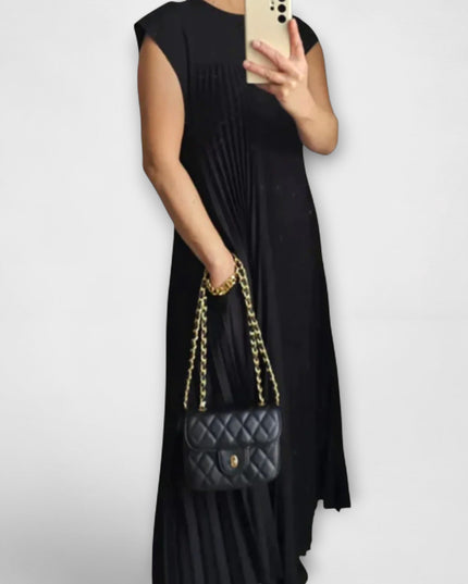 Isolde – Elegantes Plisseekleid