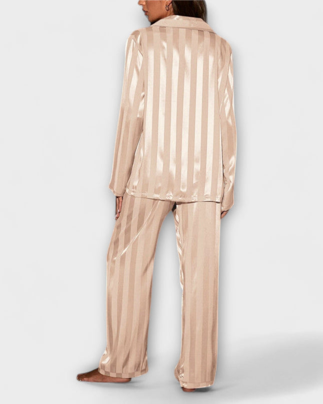 Nina - Luxuriöser Pyjama