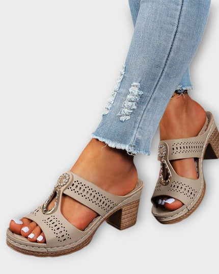 Maria - Stilvolle und Bequeme Orthopädische Sandalen