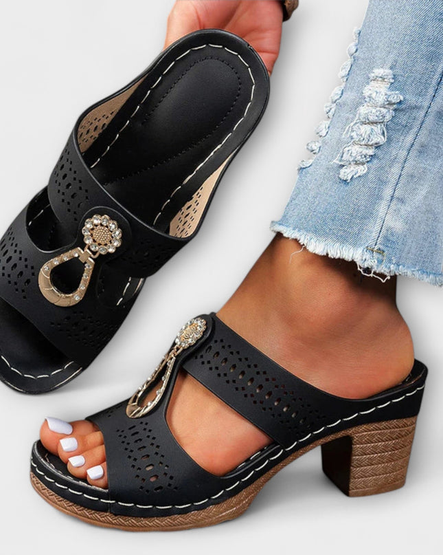 Maria - Stilvolle und Bequeme Orthopädische Sandalen
