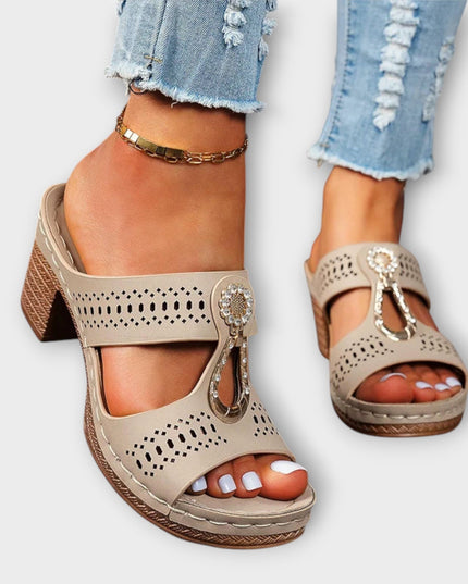 Maria - Stilvolle und Bequeme Orthopädische Sandalen