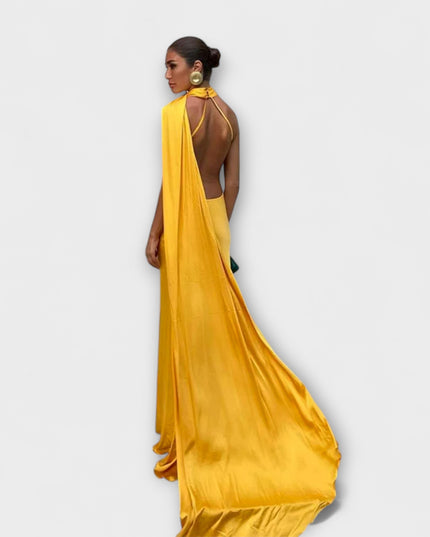 Anika - Schickes Off-Shoulder Halter Maxikleid