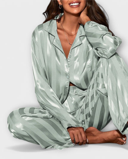 Nina - Luxuriöser Pyjama