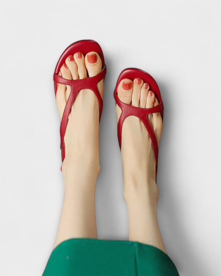 Evelyn - Elegante Flache Sandalen Minna mit Raffiniertem Finish