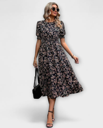 Käthe - Kleid mit Rundhalsausschnitt und Blumenmuster