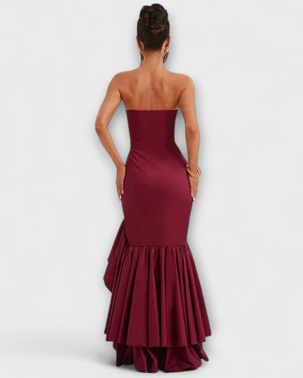 Ulla - Off-Shoulder Slim Fit Maxikleid mit asymmetrischem Saum