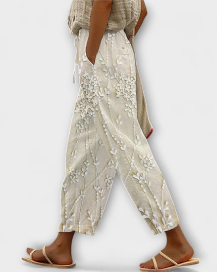 Tilda – Locker Geschnittene Hose Mit Weinlaub-Print