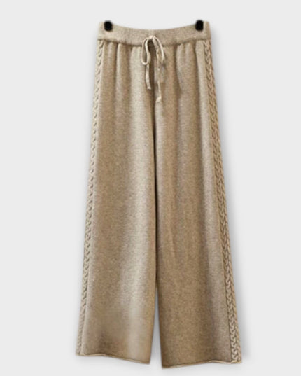 Alina – Zweiteiliges Strickset Mit Eleganter Silhouette