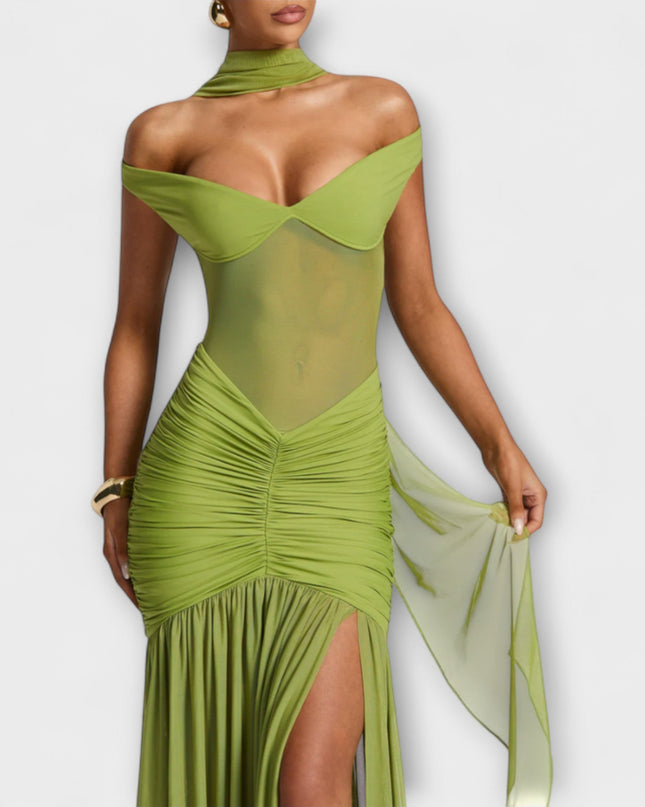 Aylin – Schlitzkleid mit Wow Faktor